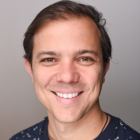 Photo of Henrique Mattos, founder of Mattosh Technology UG